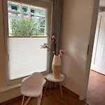 Dom wakacyjny Inselglueck Unter Reet 100 M Zum Haus 2