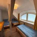 Dom wakacyjny Inselglueck Unter Reet 100 M Zum Haus 2 *